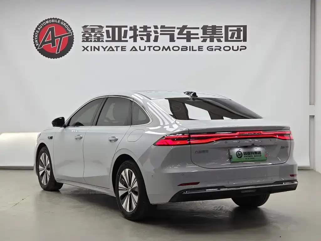 Geely Galaxy A7 — фото 6
