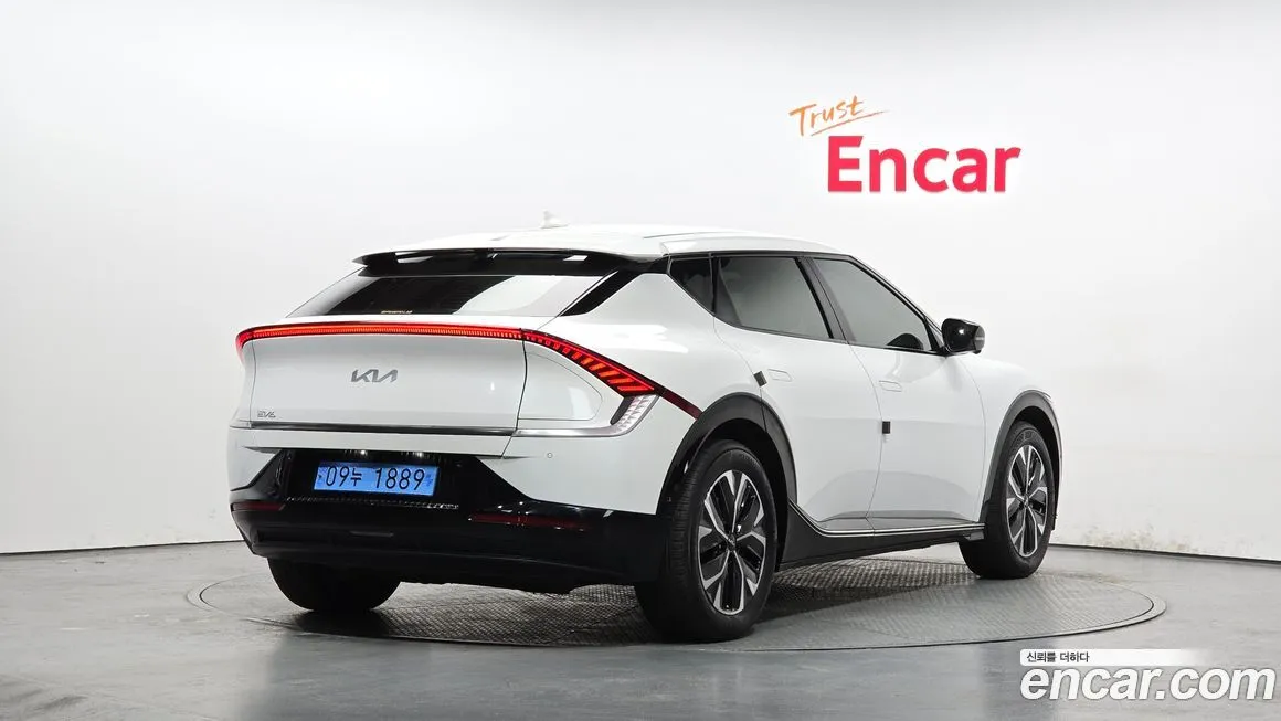 Kia EV6 — фото 3