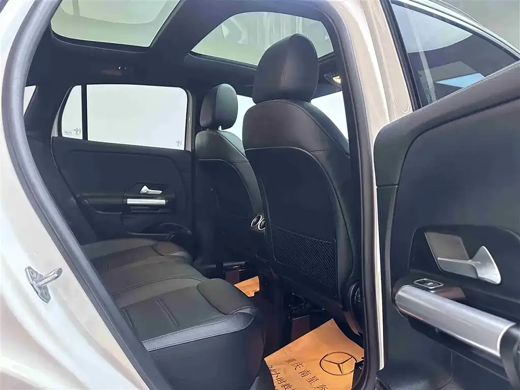 Mercedes-Benz GLA — фото 5