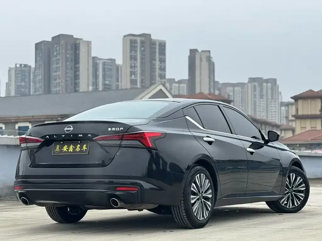 Nissan Teana — фото 10