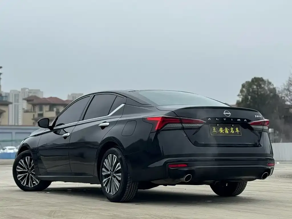 Nissan Teana — фото 4