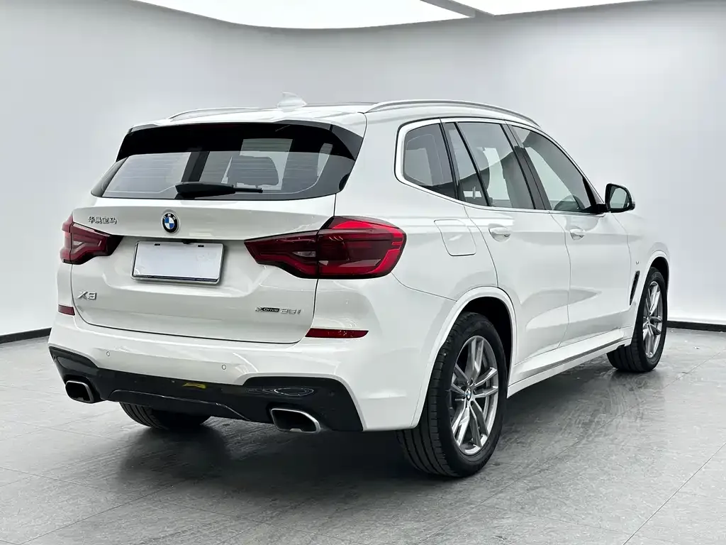 BMW X3 — фото 5