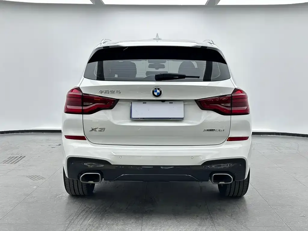 BMW X3 — фото 2