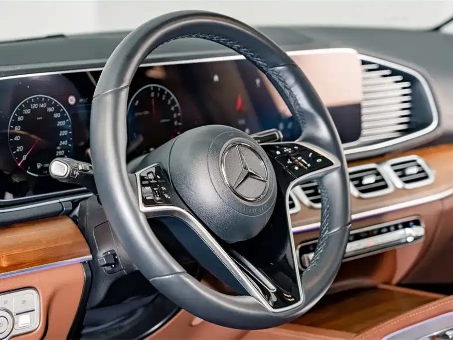 Mercedes-Benz GLE New Energy — фото 9