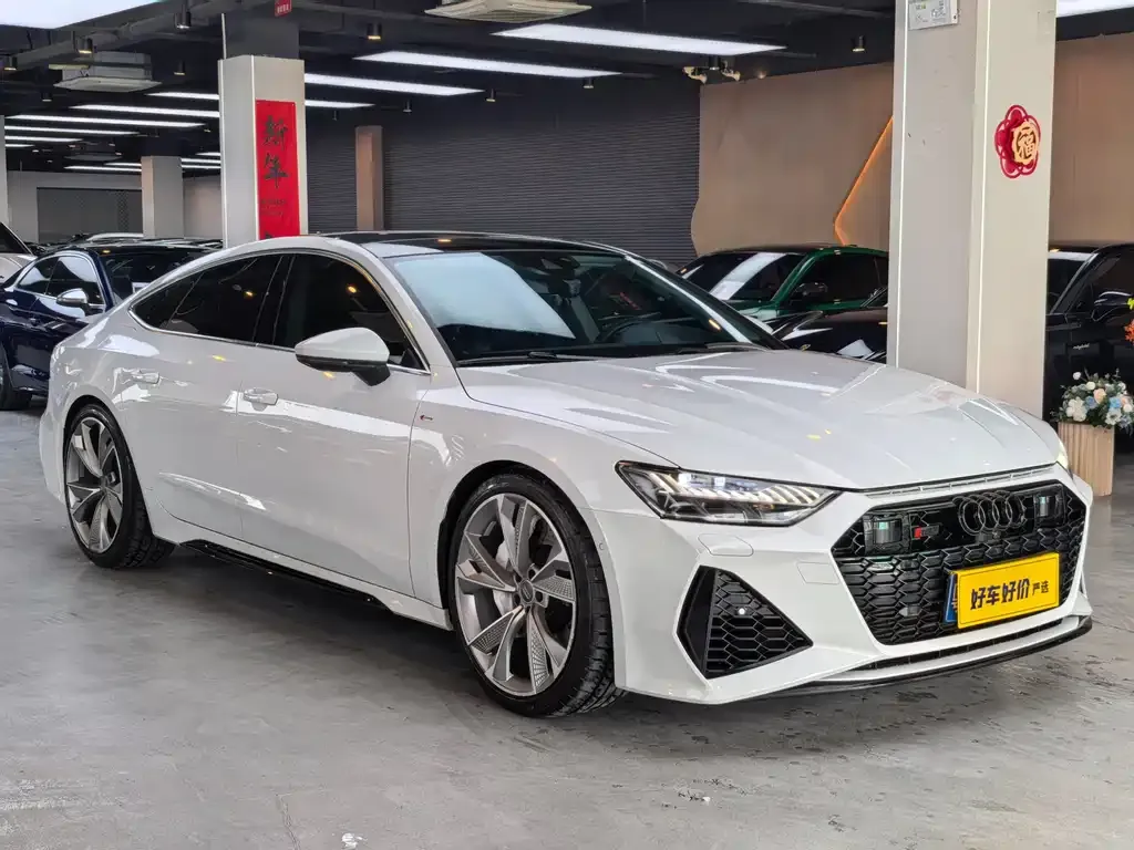 Audi A7 — фото 1