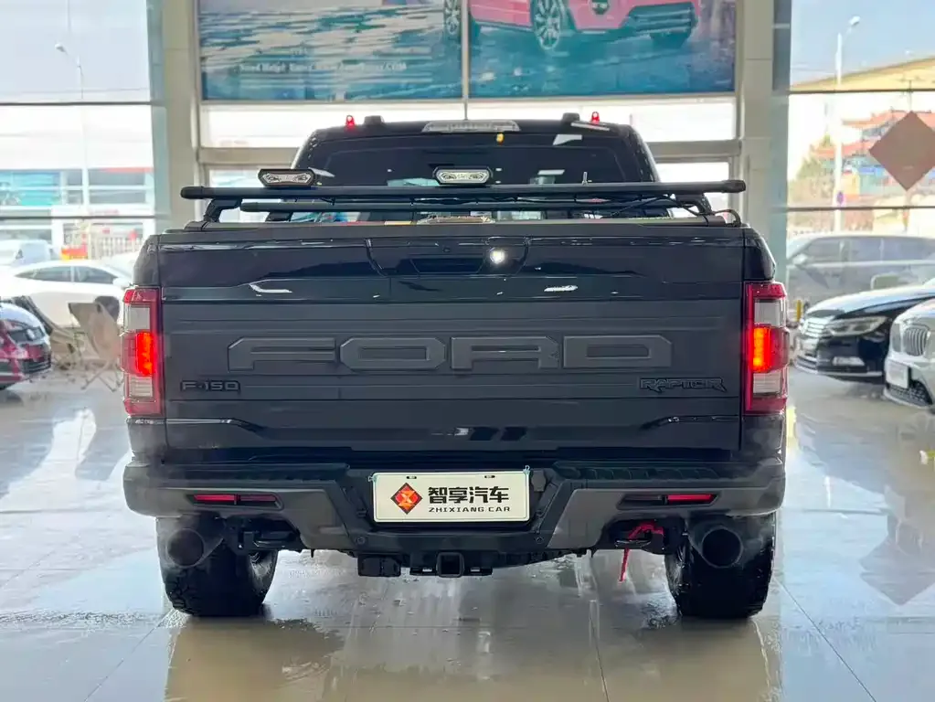 Ford F-150 Raptor — фото 9