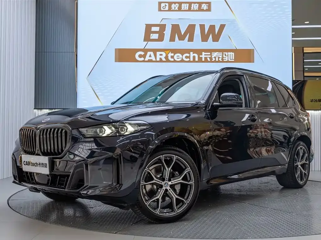 BMW X5 — фото 1