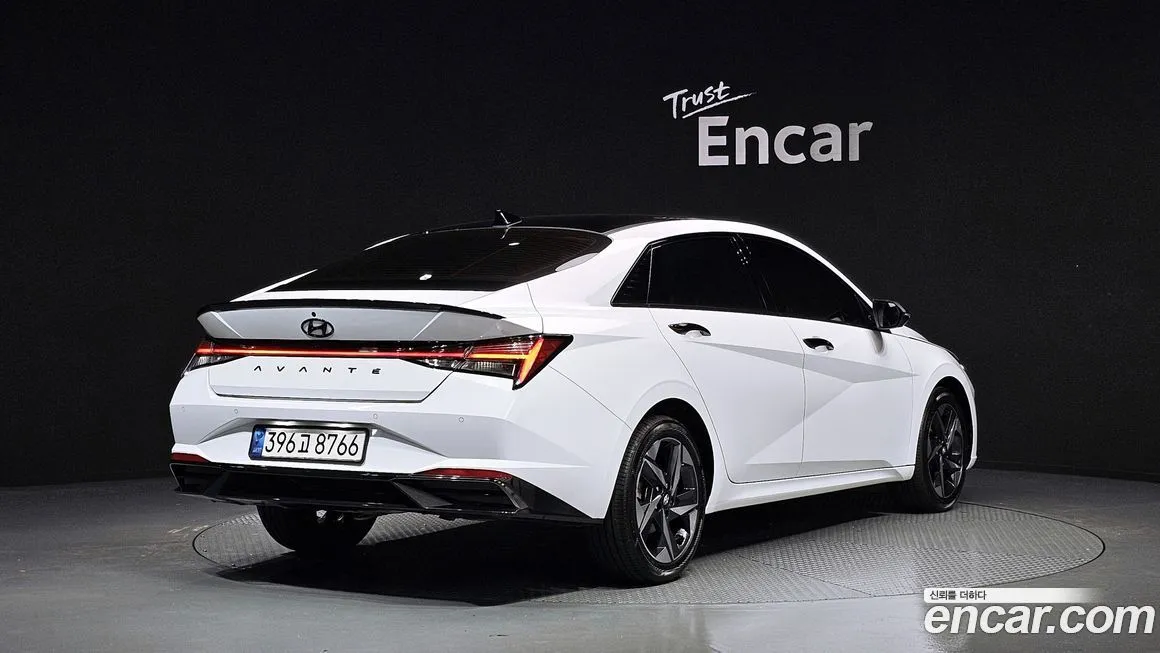 Hyundai AVANTE — фото 5
