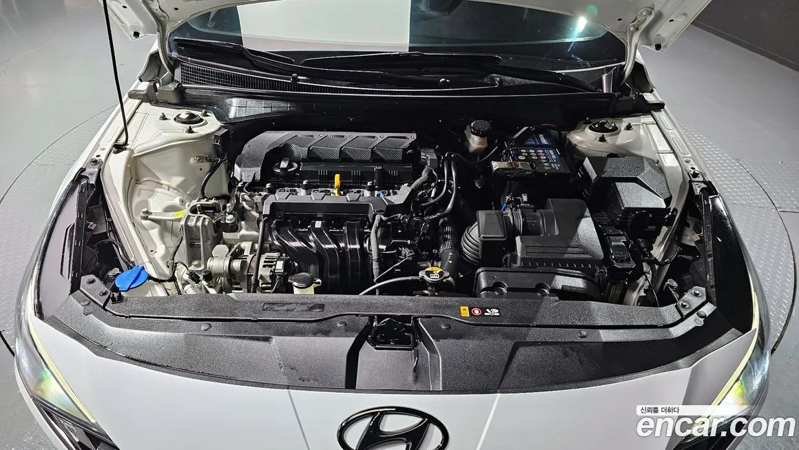 Hyundai AVANTE — фото 10