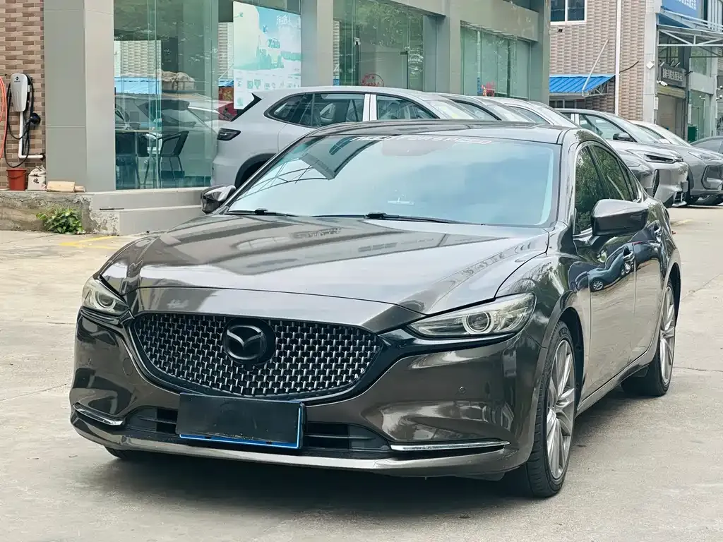 Mazda Atenza — фото 1