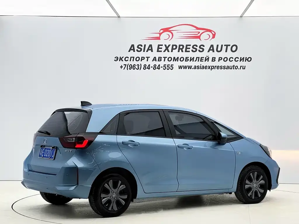 Honda Fit — фото 4