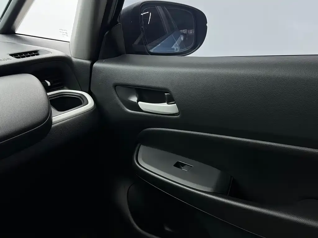 Honda Fit — фото 7