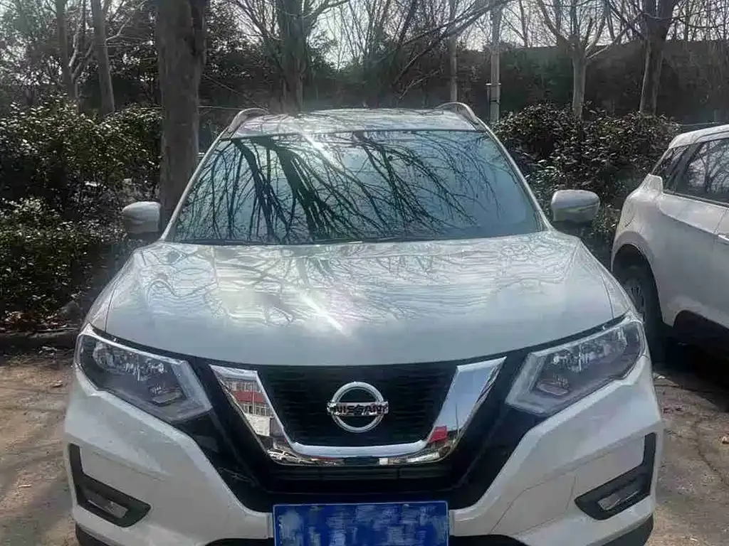 Nissan X-Trail — фото 8