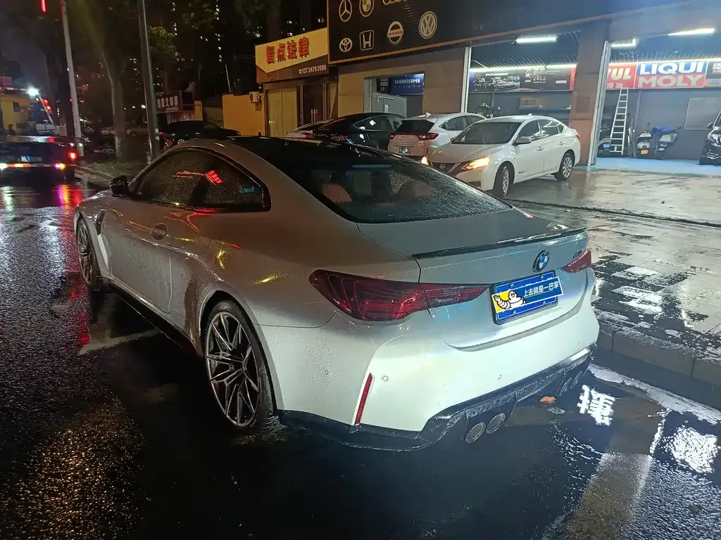 BMW M4 — фото 3