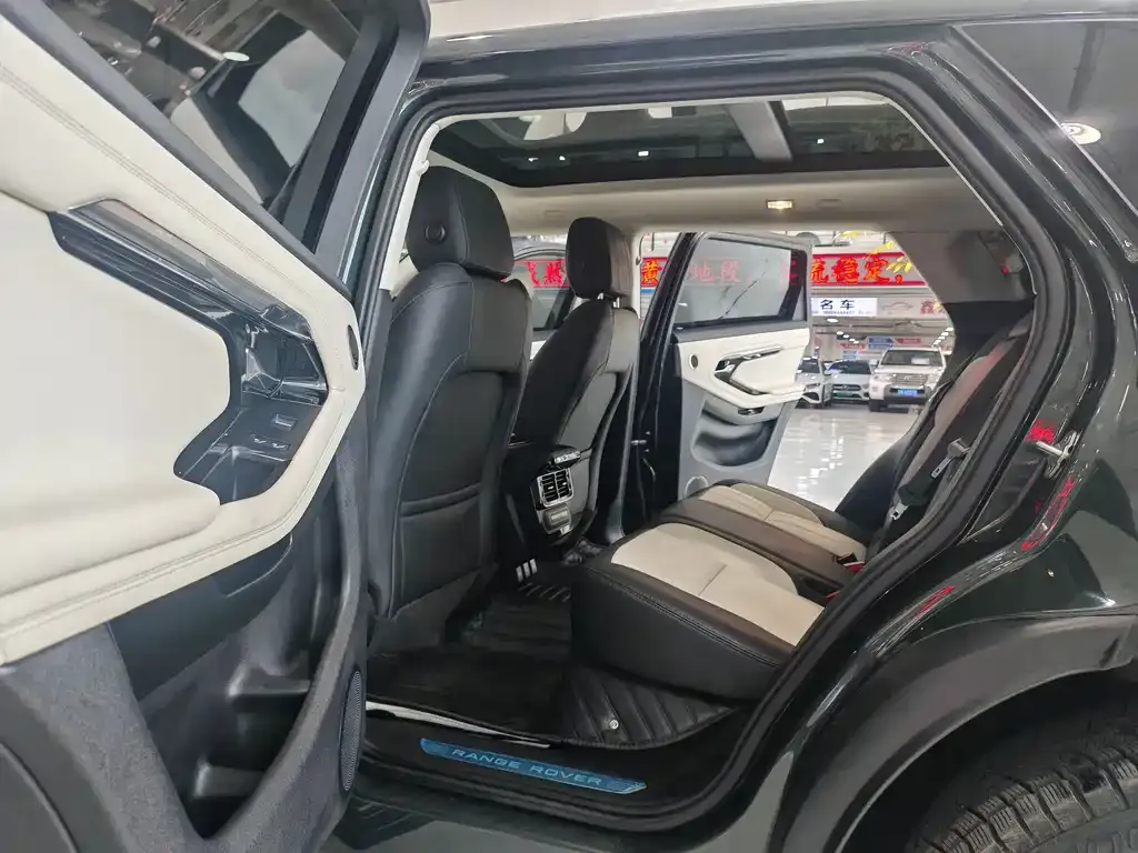 Land Rover Evoque — фото 8