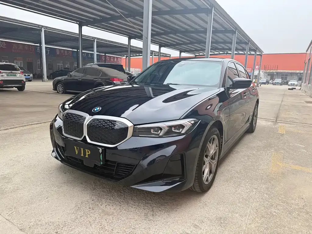 BMW i3 — фото 1