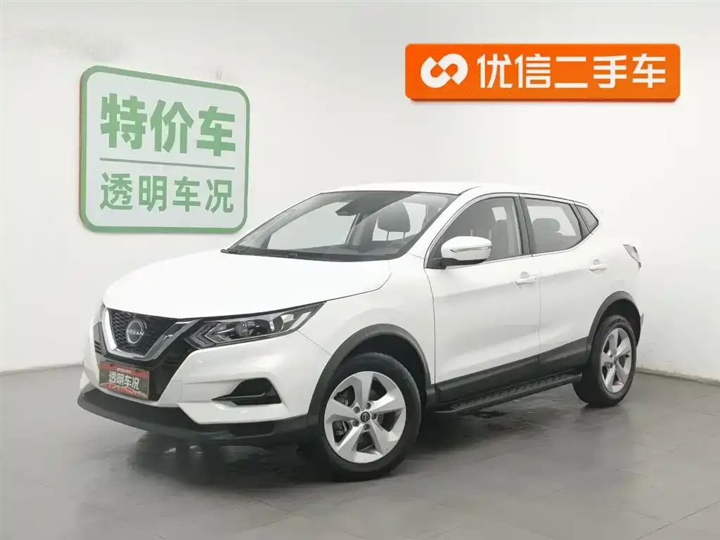 Nissan Qashqai — фото 1