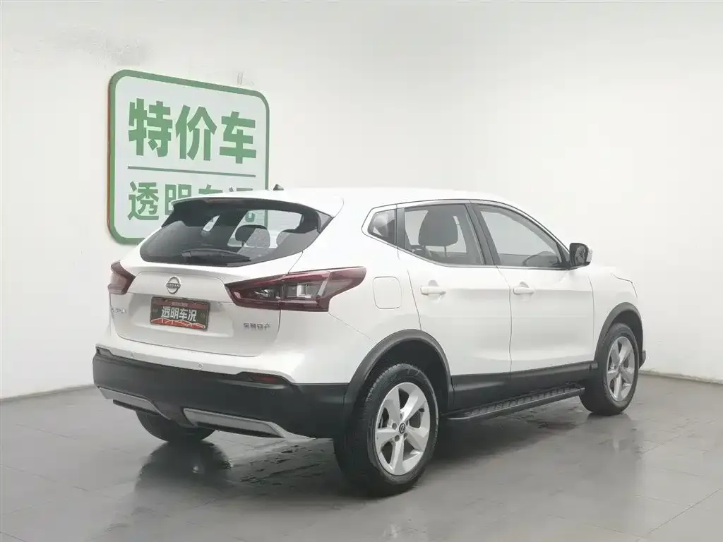 Nissan Qashqai — фото 5