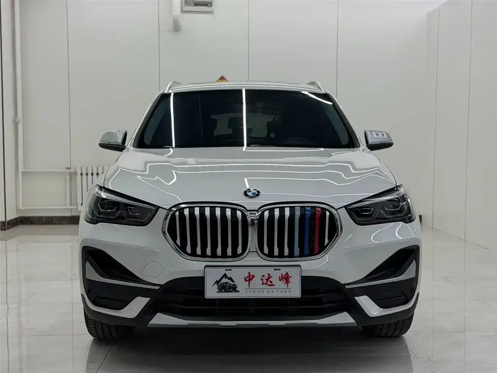 BMW X1 — фото 10
