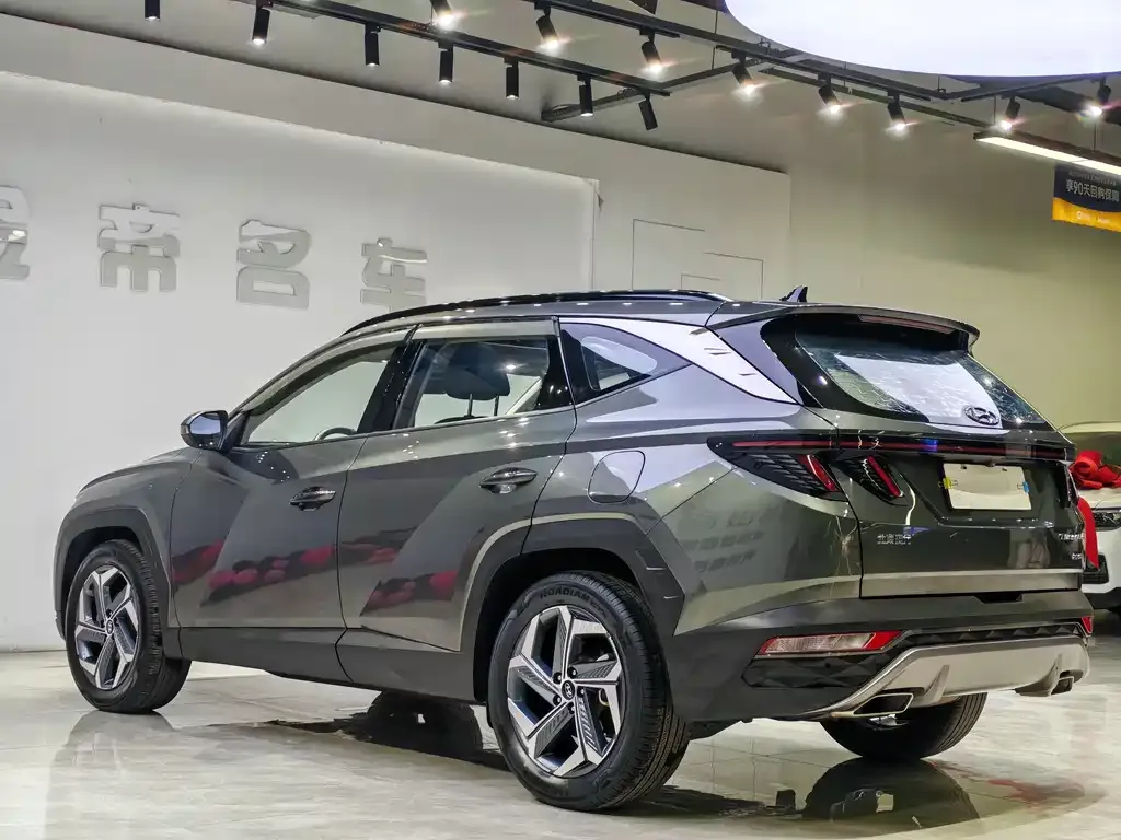 Hyundai Tucson — фото 7