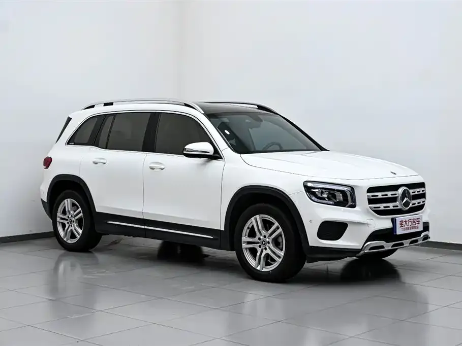 Mercedes-Benz GLB — фото 8