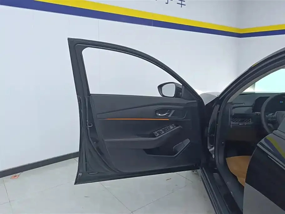 Honda Accord — фото 10