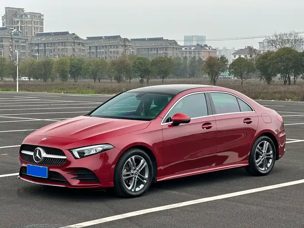 Mercedes-Benz A-Class — фото 1
