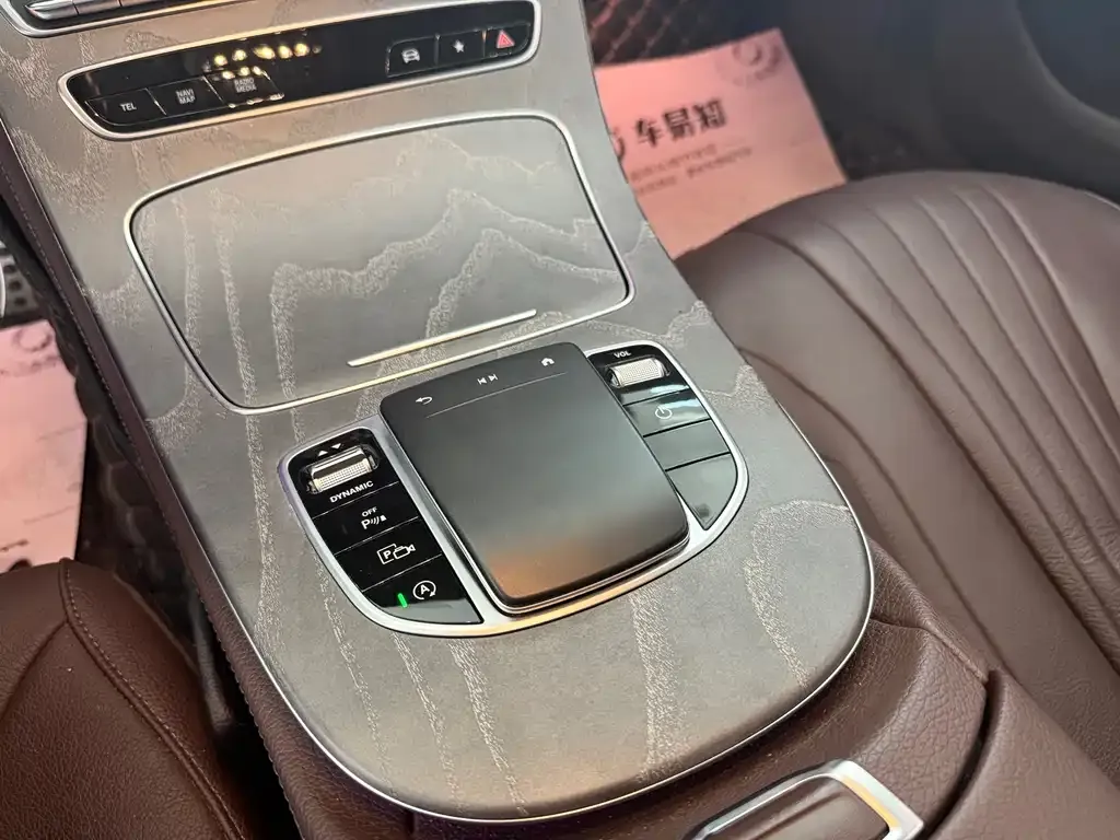 Mercedes-Benz CLS — фото 7