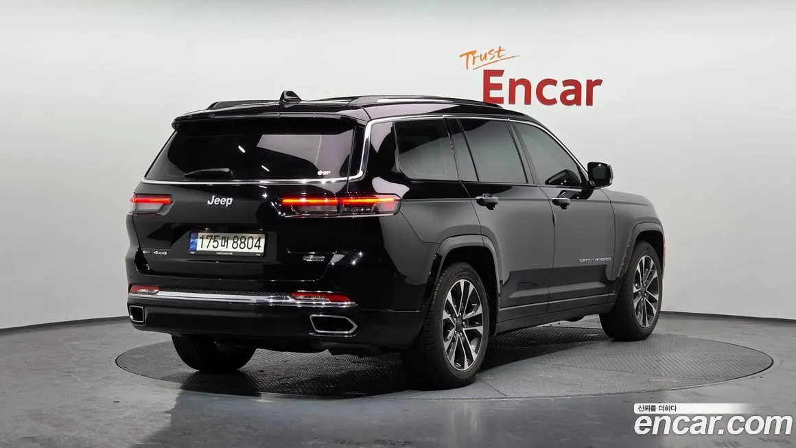 Jeep Cherokee — фото 9