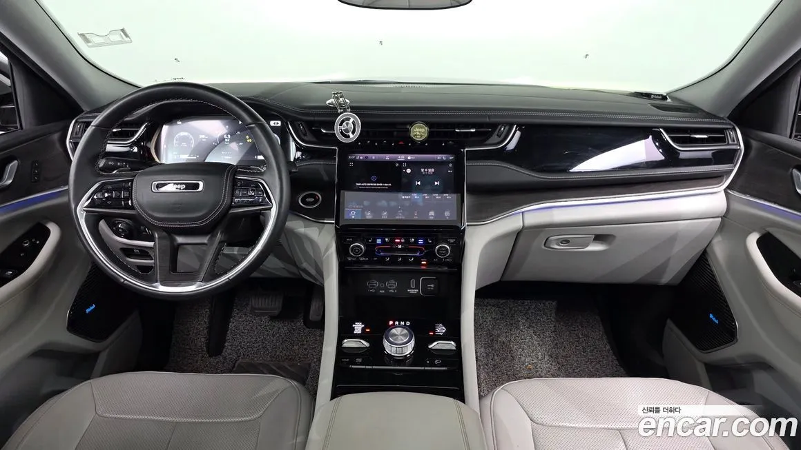 Jeep Cherokee — фото 6