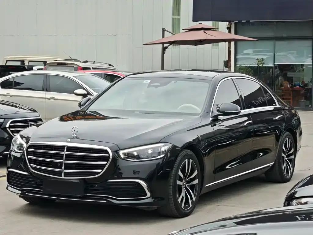 Mercedes-Benz S-Class — фото 1