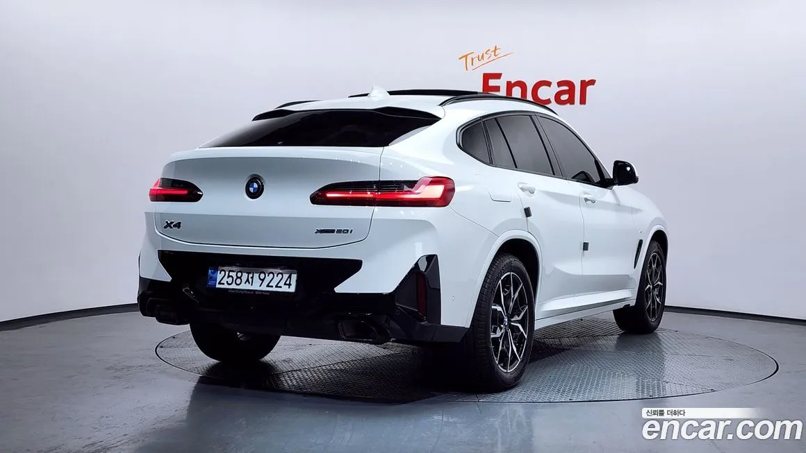 BMW X4 — фото 5