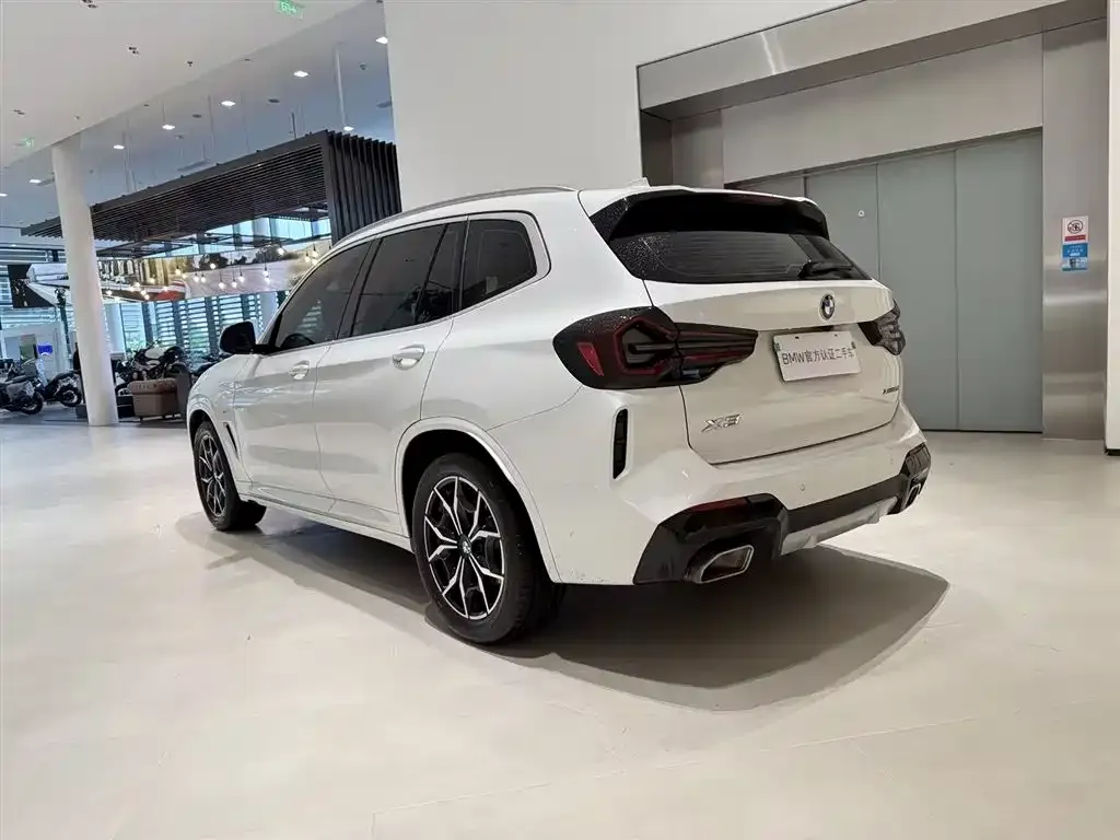 BMW X3 — фото 10
