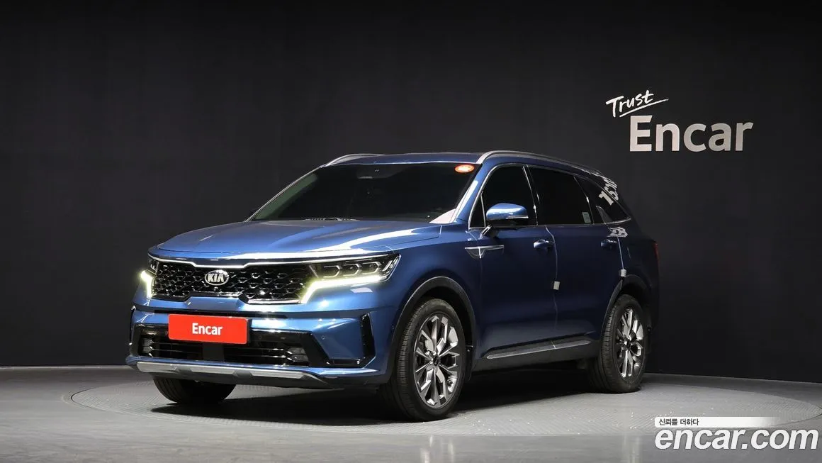Kia Sorento — фото 1
