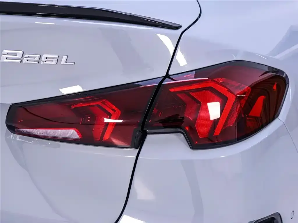 BMW 2 Series — фото 9