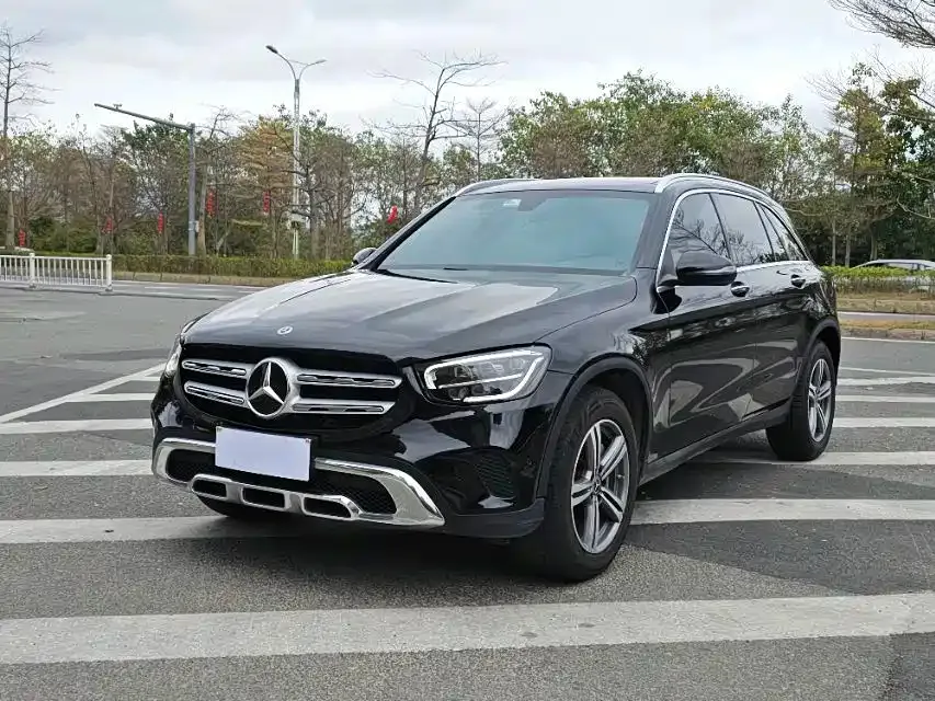 Mercedes-Benz GLC — фото 1