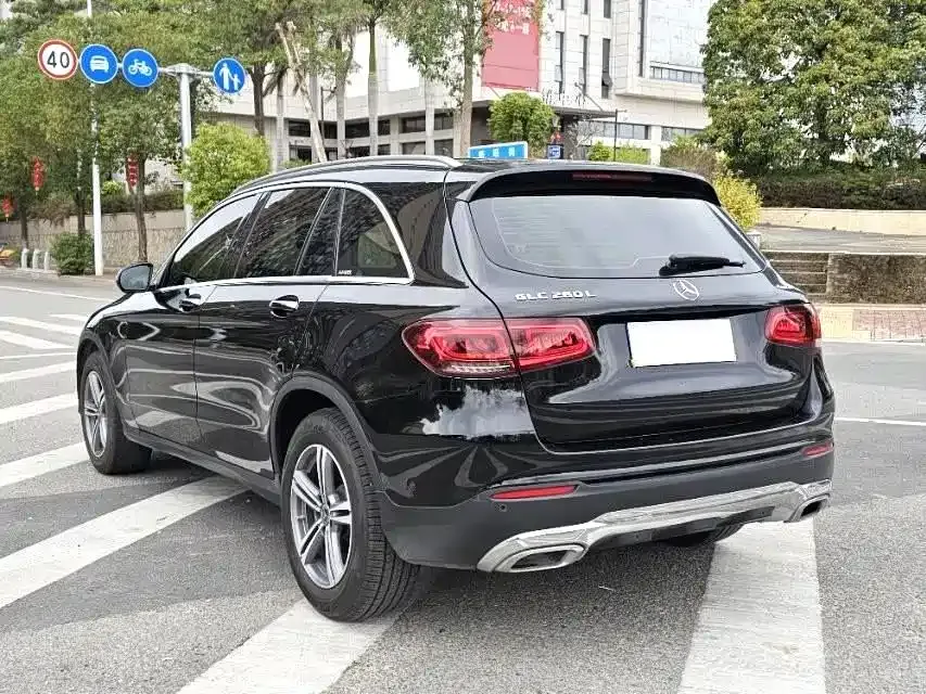 Mercedes-Benz GLC — фото 9