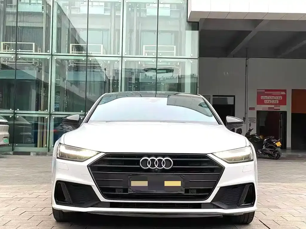 Audi A7 — фото 8