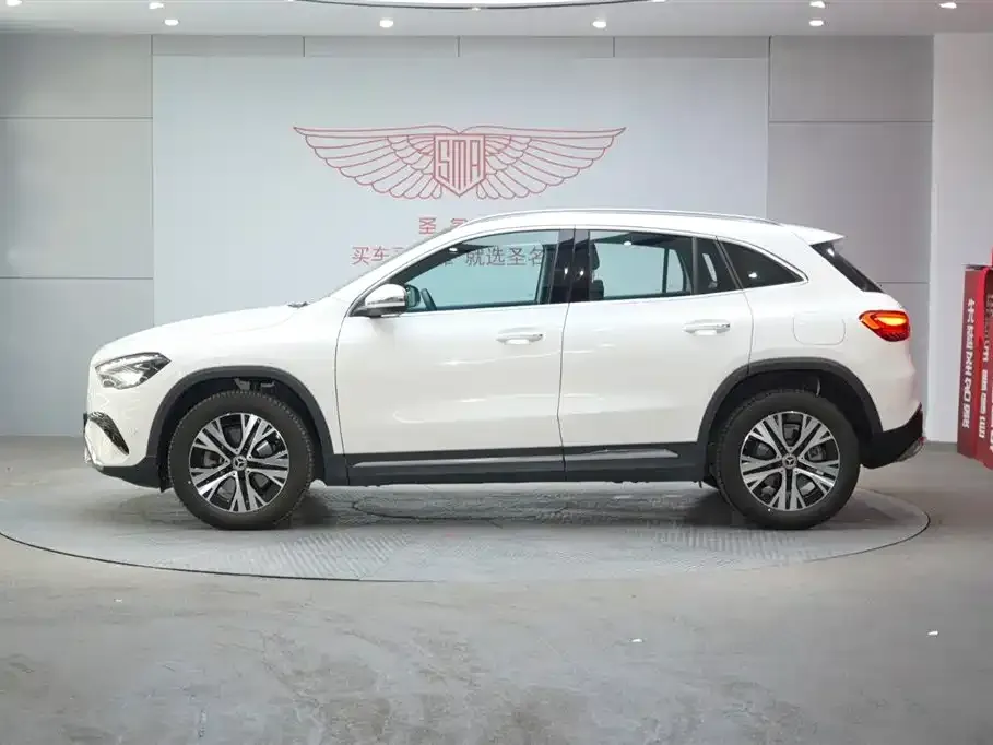 Mercedes-Benz GLA — фото 4