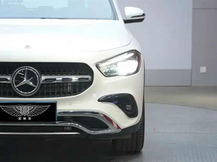 Mercedes-Benz GLA — фото 2