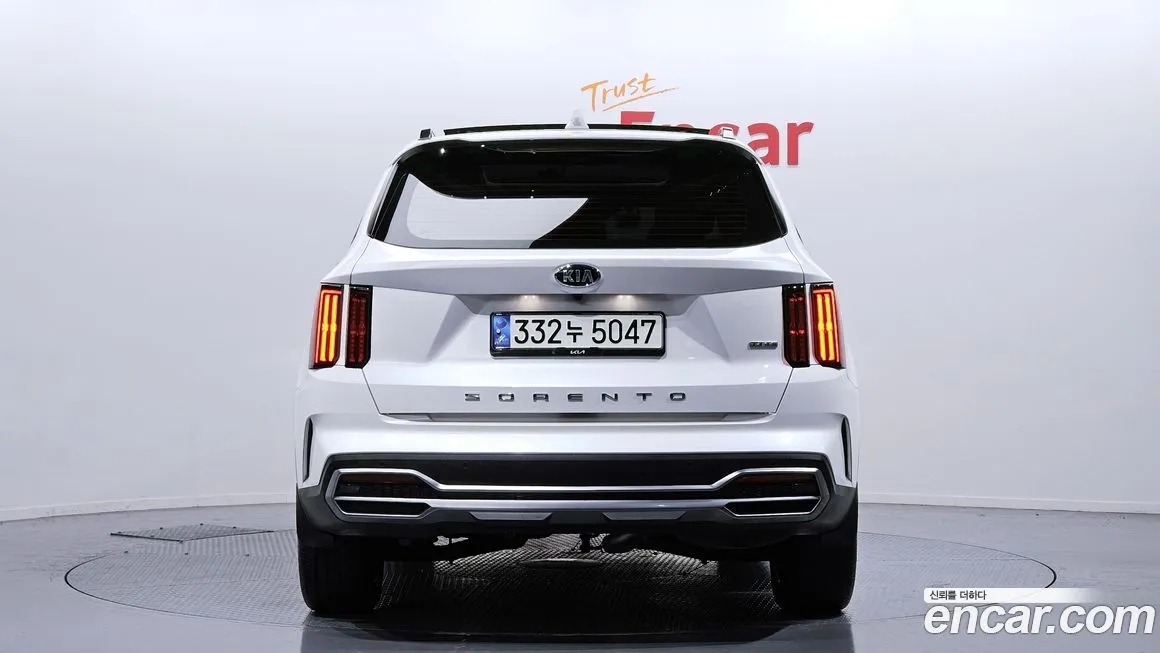 Kia Sorento — фото 3