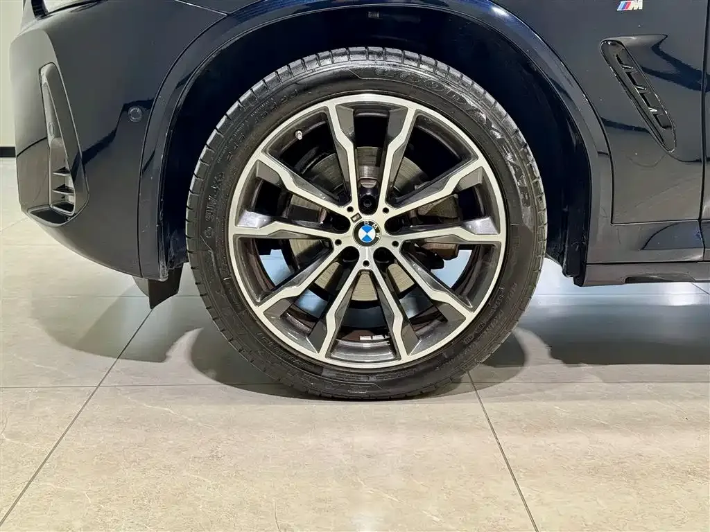 BMW X3 — фото 8