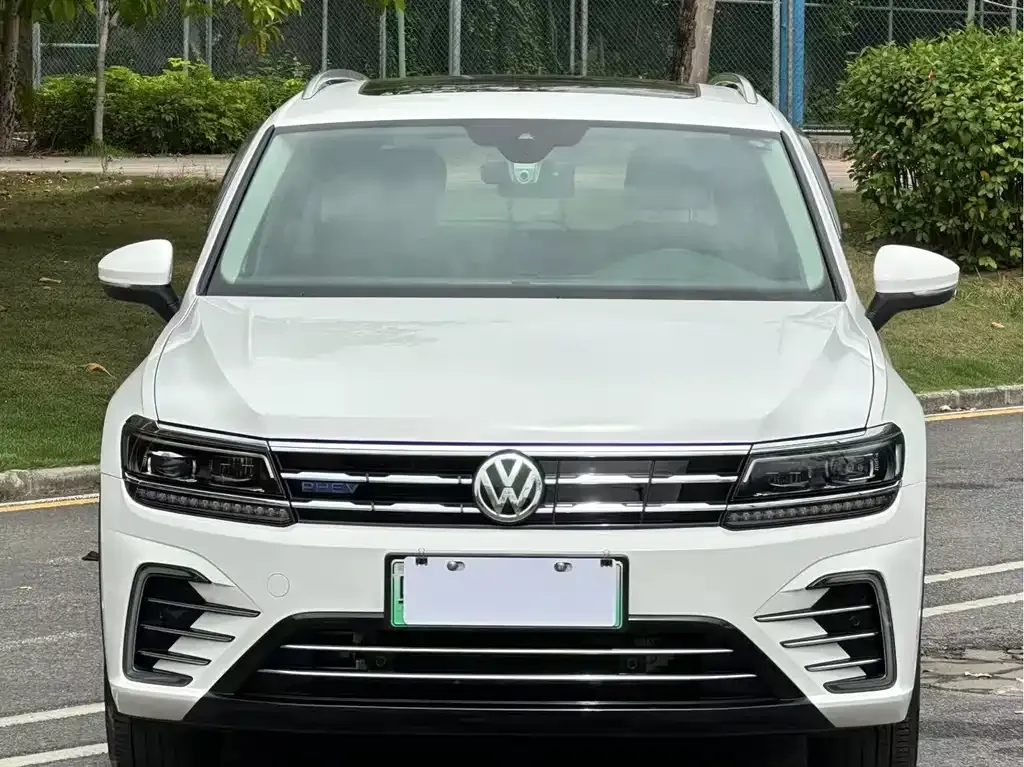 Volkswagen Tiguan L New Energy — фото 4