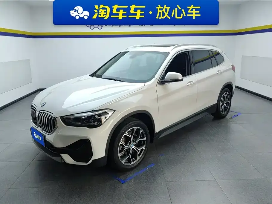 BMW X1 — фото 1