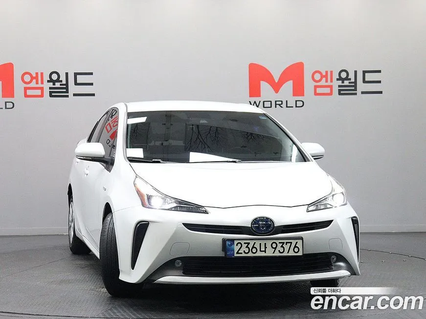 Toyota Prius — фото 3