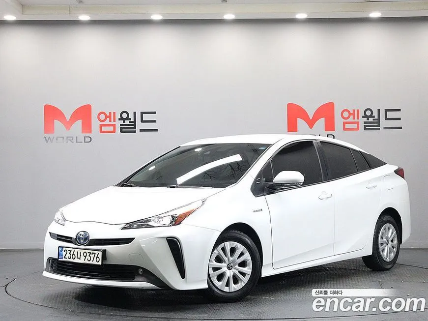 Toyota Prius — фото 2
