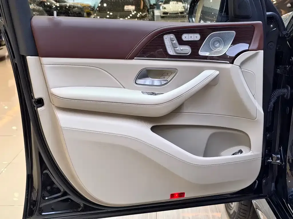 Mercedes-Benz GLS — фото 3