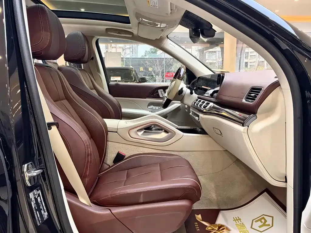 Mercedes-Benz GLS — фото 5