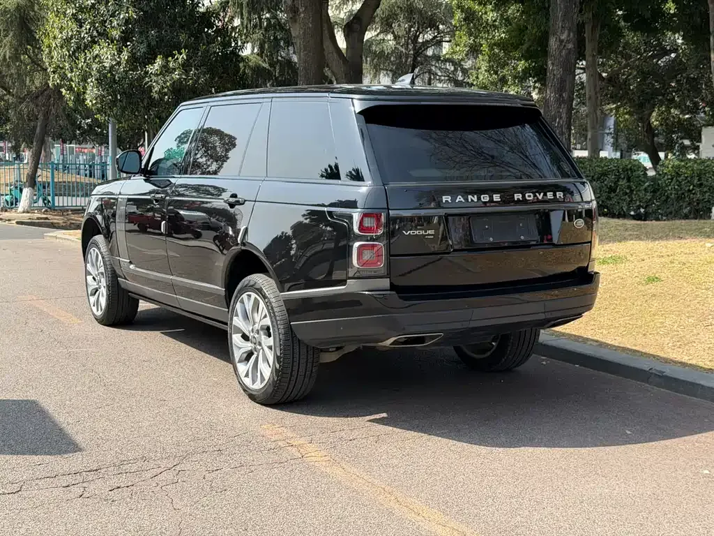 Land Rover Range Rover — фото 10