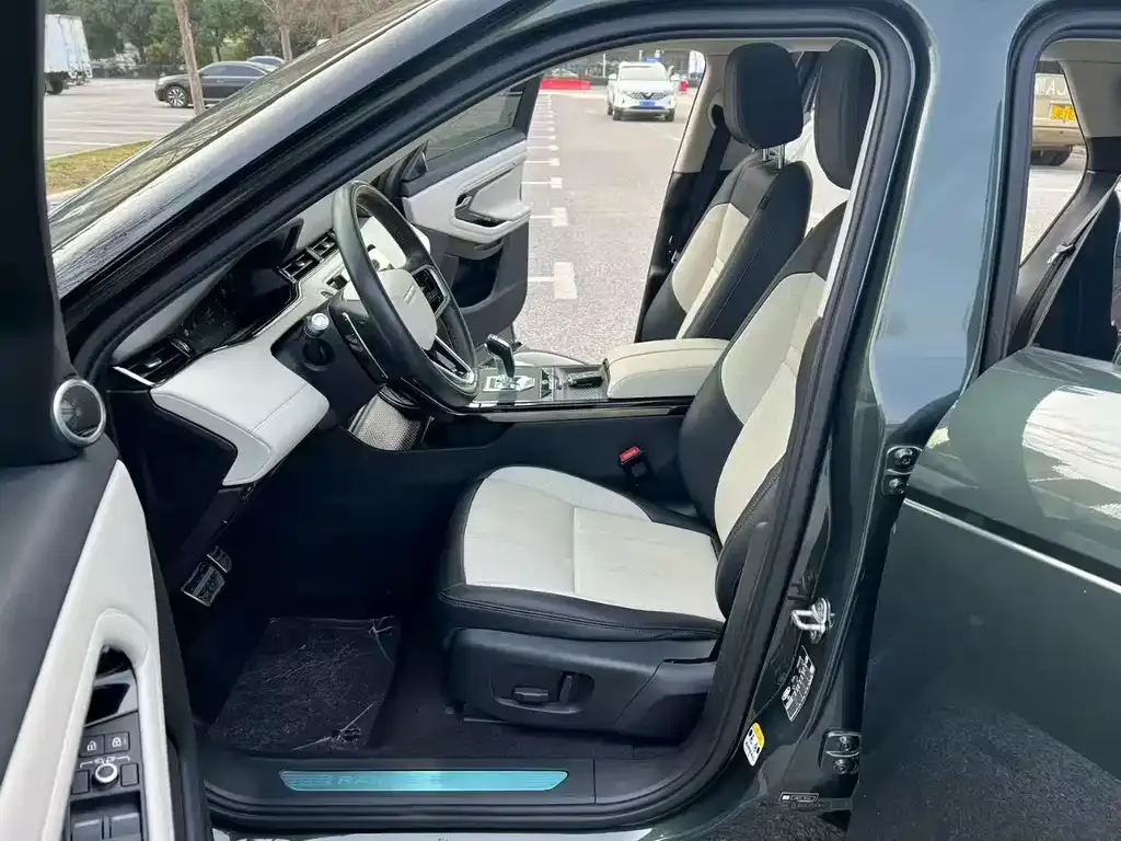 Land Rover Evoque — фото 2